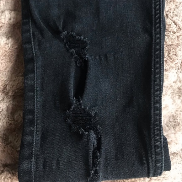 Black pants Hollister + light sweater forever 21 - Picture 2 of 4